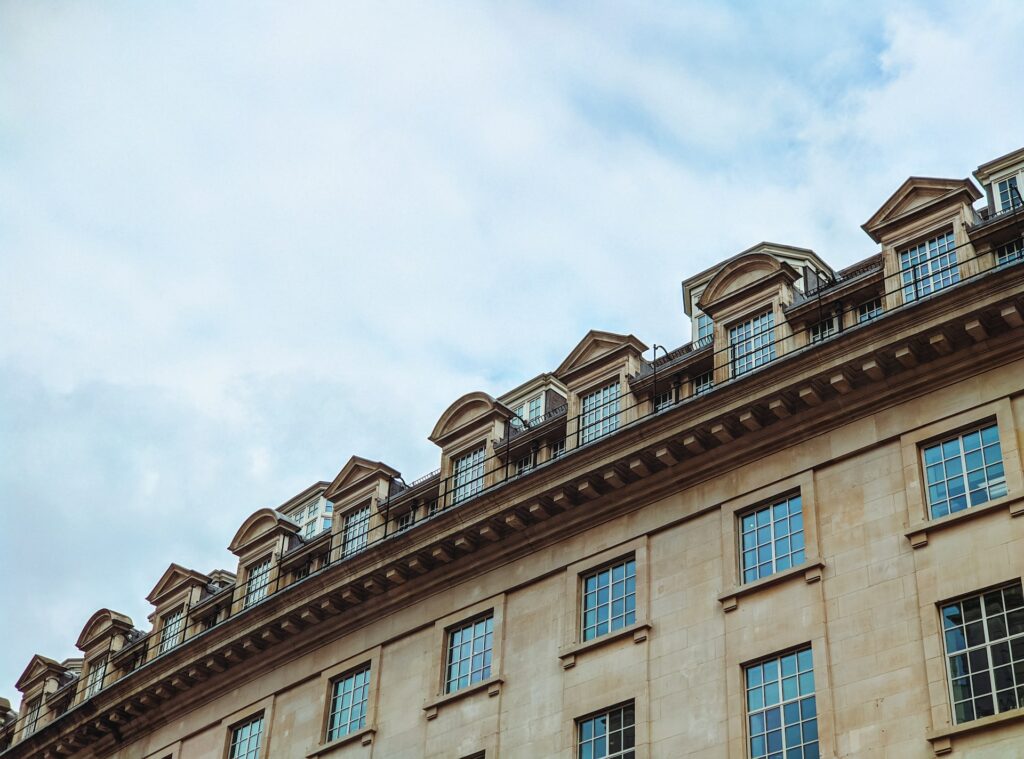 Example of Georgian roofing