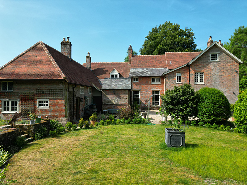 The Old Manor, Ashley
